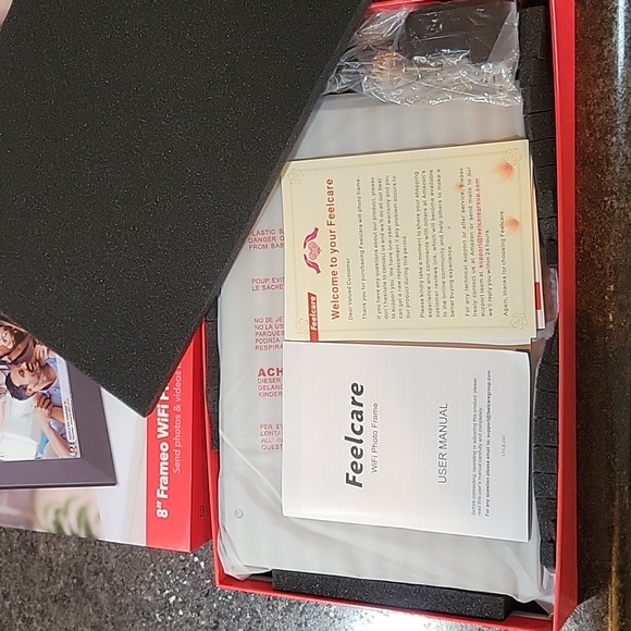 NIB Feelcare 8" digital picture frame - Picture 6 of 6